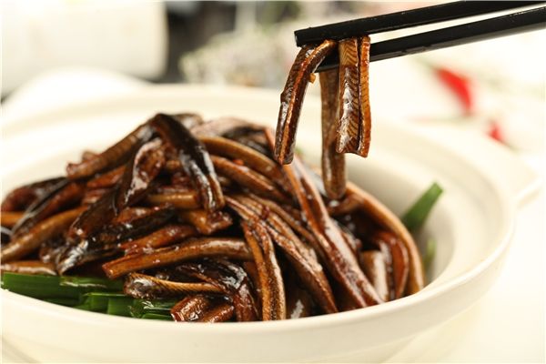女人吃黃鱔有什么好處，黃鱔的功效與作用
