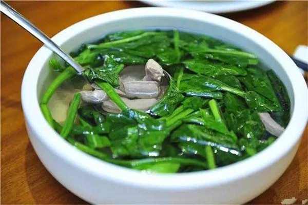 菠菜為什么不能放醬油，怎么挑選新鮮的菠菜