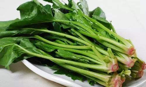菠菜不能用刀切嗎，手撕的蔬菜和刀切的蔬菜哪個好