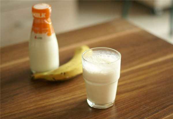 香蕉牛奶可以一起吃嗎 香蕉牛奶一起吃的效果