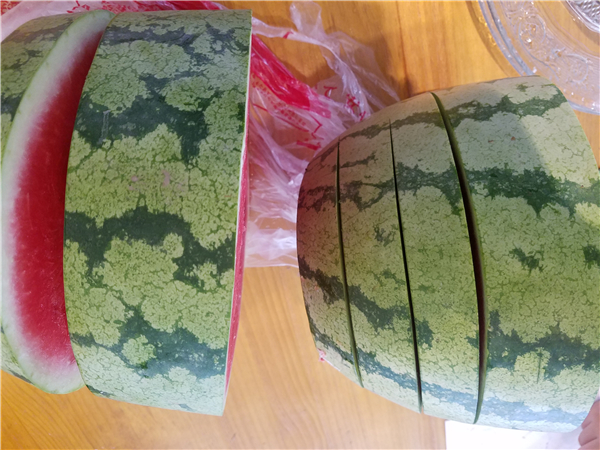 快速切西瓜的方法(圖解) 好看又可愛的切西瓜方法