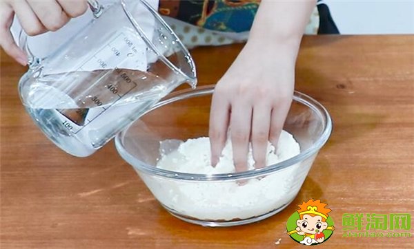 餃子皮怎么做