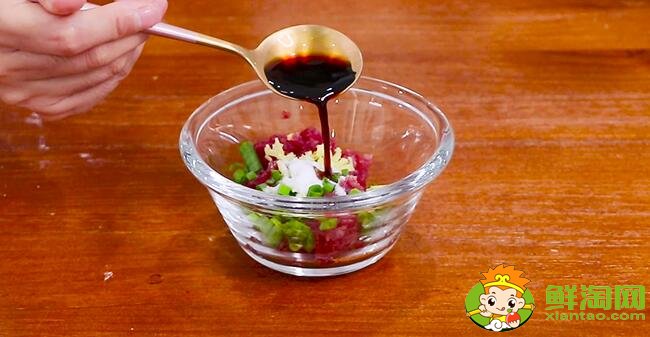 牛肉餡餃子怎么調餡