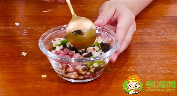 餃子餡怎么調