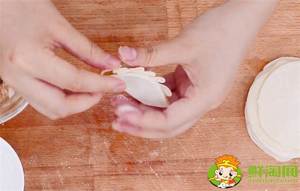 餃子的包法