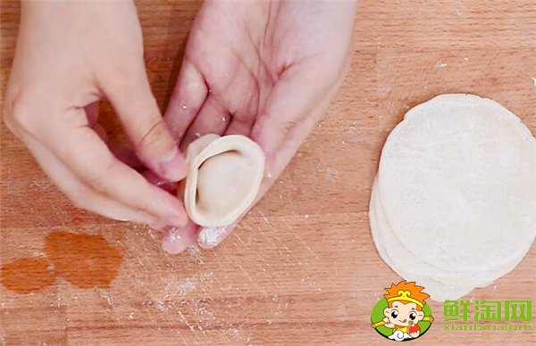 包餃子的方法