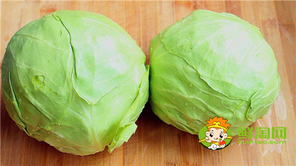 卷心菜能生吃嗎,卷心菜生吃還是熟吃好