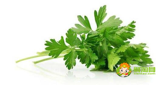 怎樣清洗芹菜的農(nóng)藥殘留，清洗芹菜時能用水煮一下嗎