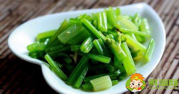 怎樣炒芹菜更綠不褪色，怎樣炒芹菜脆而不柴