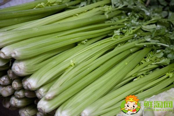 為什么有些人喜歡吃芹菜，今年的芹菜為什么便宜了