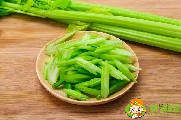 為什么有些人喜歡吃芹菜，今年的芹菜為什么便宜了