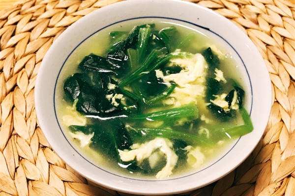 家常豆腐湯菠菜怎么做好喝，科學(xué)證實(shí)豆腐菠菜可以一起吃很好吃！