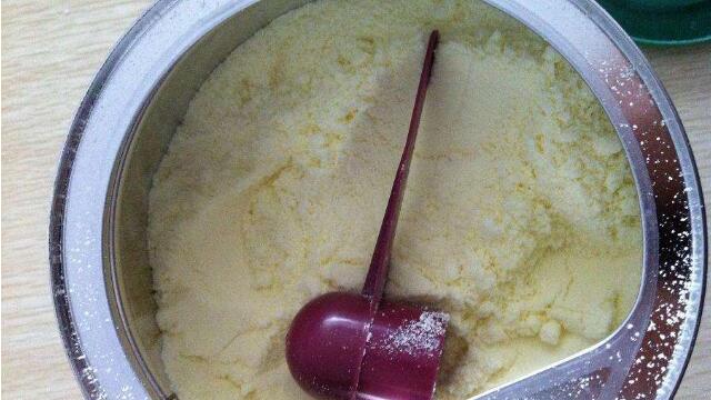 全脂牛奶粉和脫脂牛奶粉有哪些區(qū)別