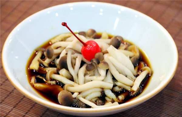 白玉菇長白毛還能吃嗎