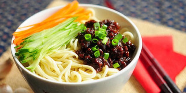 炸醬面放甜面醬還是黃豆醬