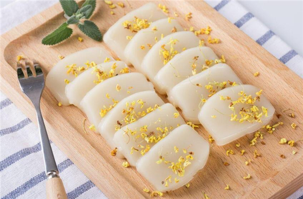 元旦吃什么食物，元旦吃什么傳統食物（年糕寓意年年高）